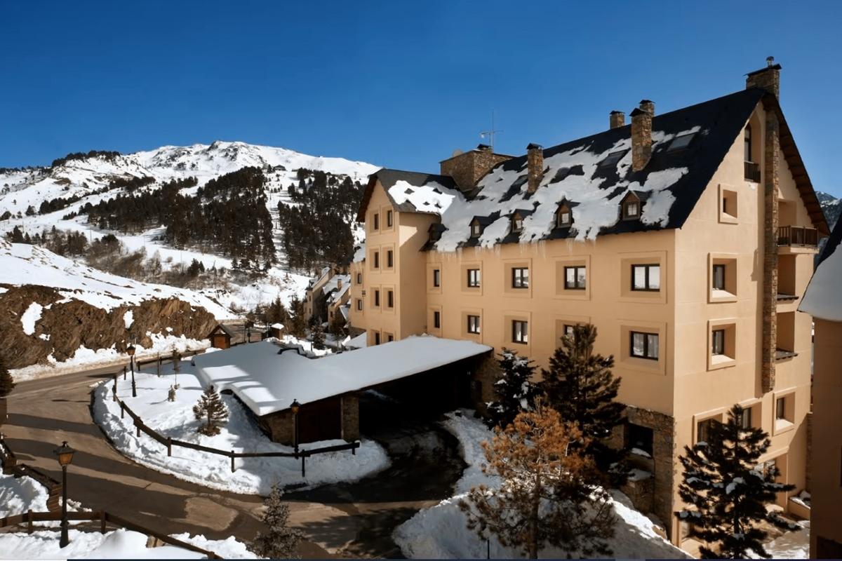Eurostars Royal Tanau Hotel Baqueira Beret Exterior photo