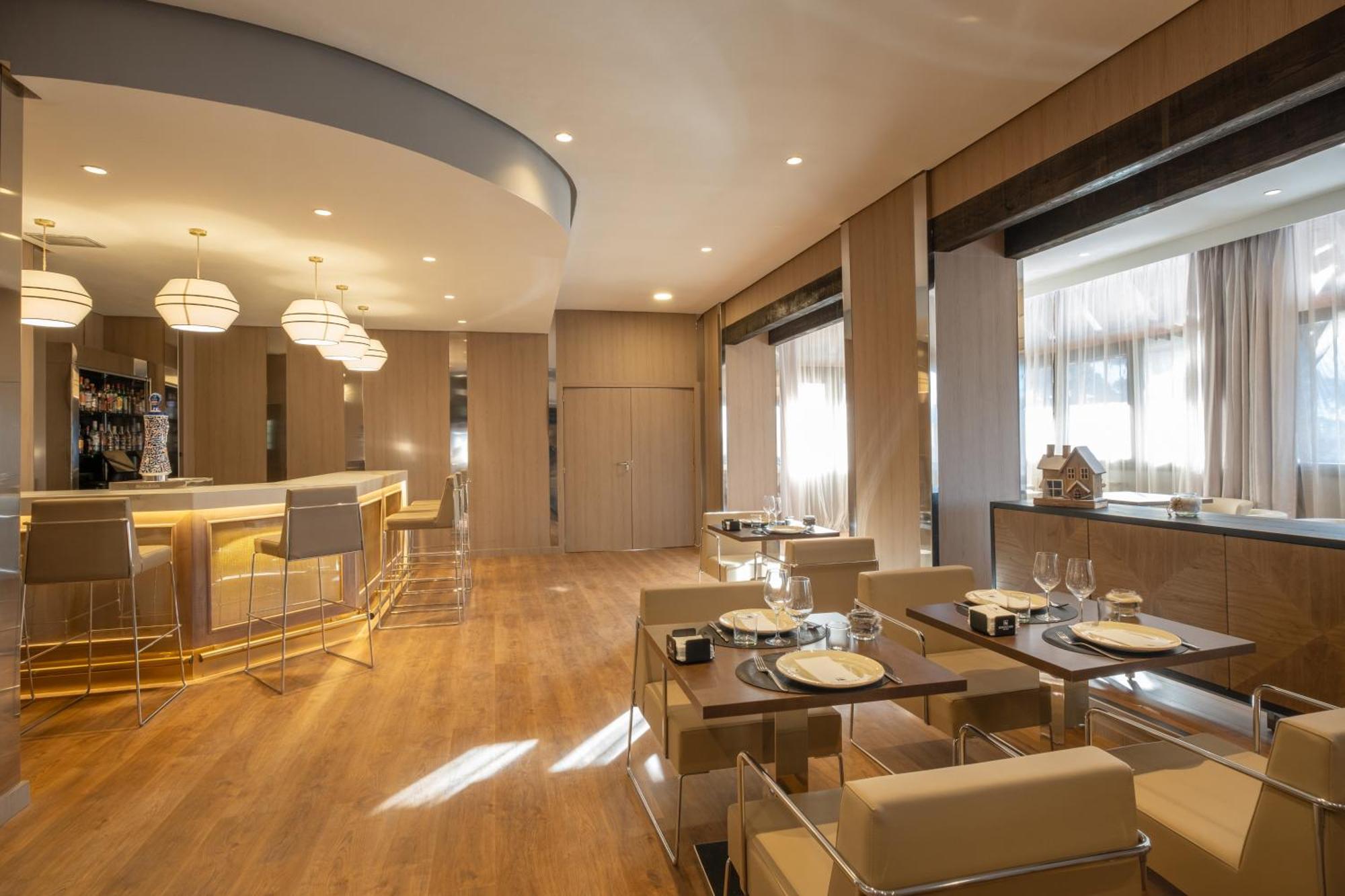 Eurostars Royal Tanau Hotel Baqueira Beret Exterior photo